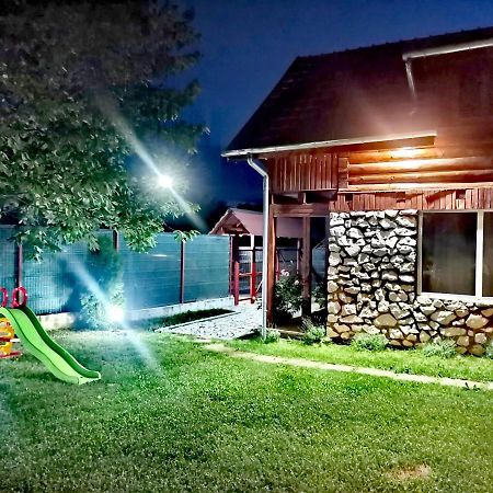 Cabana Piatra Plaiului Villa Budureasa Exterior foto